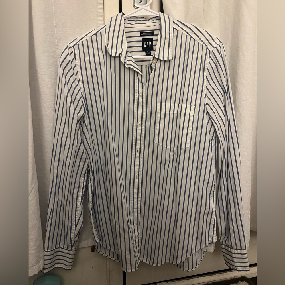 Gap striped perfect shirt